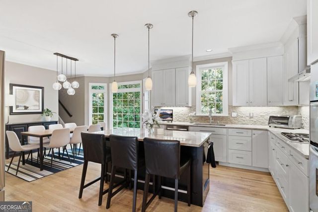 10785 Grenadier Lane, Alpharetta, GA 30022