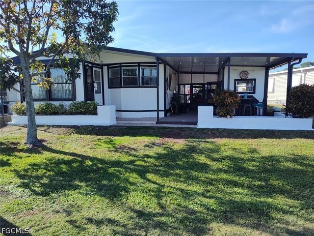 335 Nicklaus BLVD, North Fort Myers, FL 33903