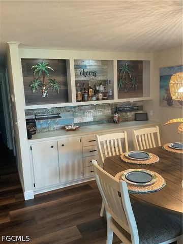 335 Nicklaus BLVD, North Fort Myers, FL 33903