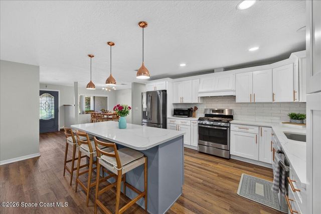 1296 Harbor Town Circle, Melbourne, FL 32940