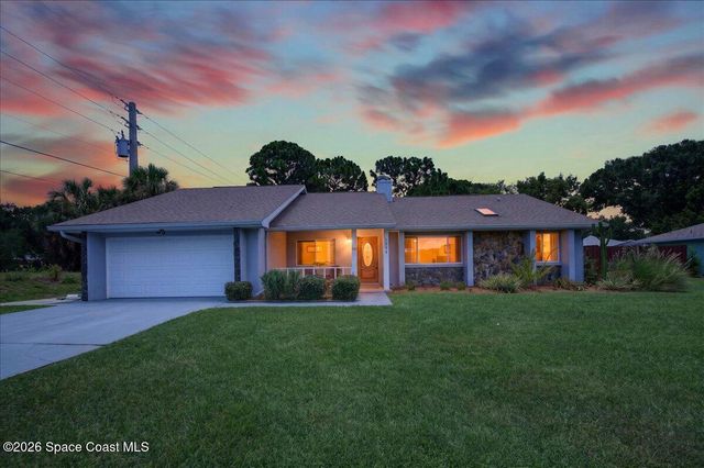 1296 Harbor Town Circle, Melbourne, FL 32940