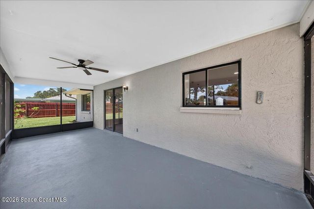 1296 Harbor Town Circle, Melbourne, FL 32940