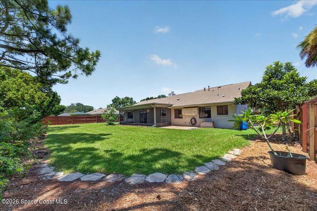 1296 Harbor Town Circle, Melbourne, FL 32940