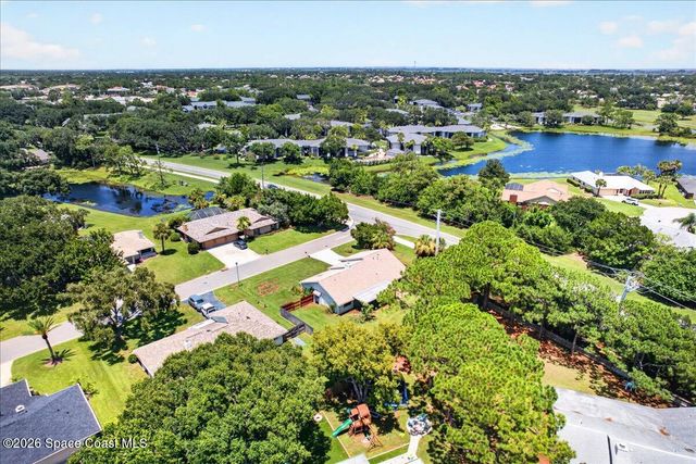 1296 Harbor Town Circle, Melbourne, FL 32940