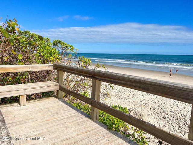 1296 Harbor Town Circle, Melbourne, FL 32940