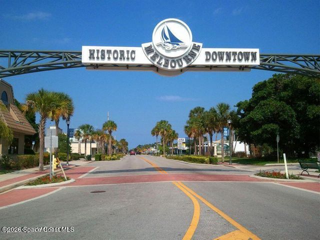 1296 Harbor Town Circle, Melbourne, FL 32940