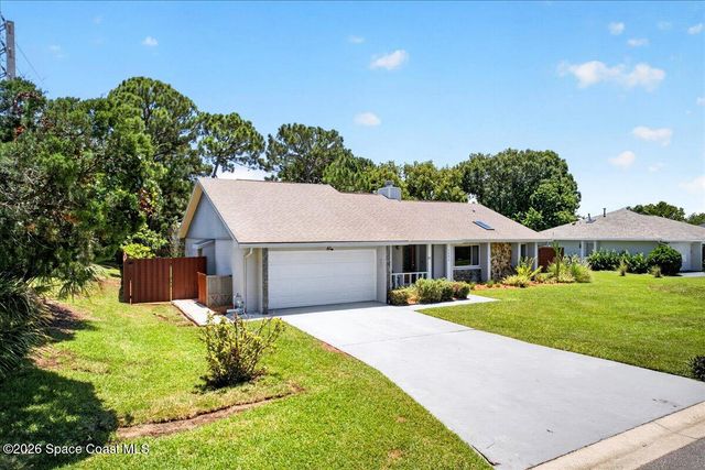 1296 Harbor Town Circle, Melbourne, FL 32940