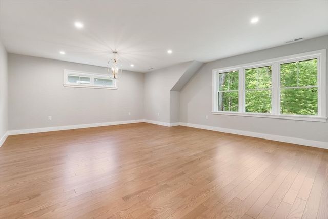89 Spring St, Lexington, MA 02421