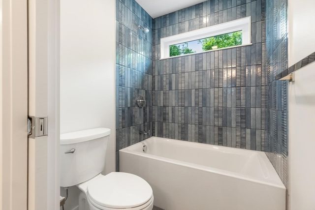 89 Spring St, Lexington, MA 02421