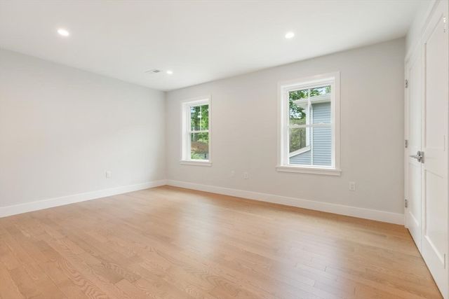89 Spring St, Lexington, MA 02421