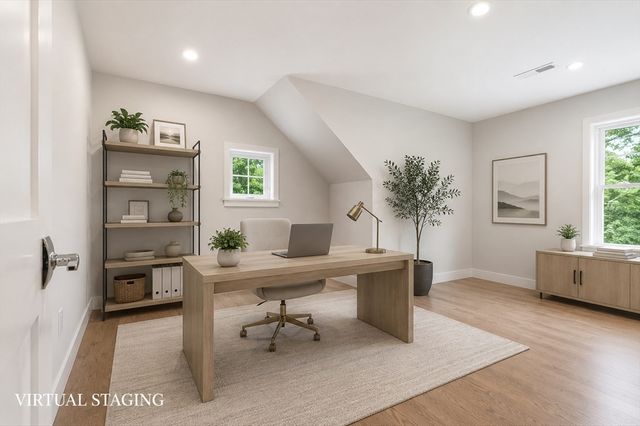 89 Spring St, Lexington, MA 02421