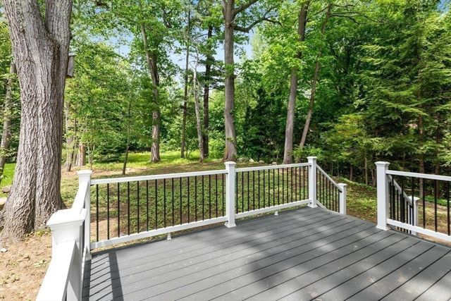 89 Spring St, Lexington, MA 02421
