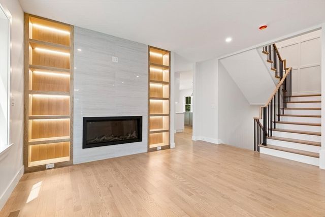 89 Spring St, Lexington, MA 02421
