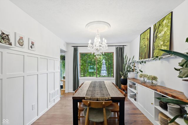 1954 Lakeview Drive, Avon, IN 46123