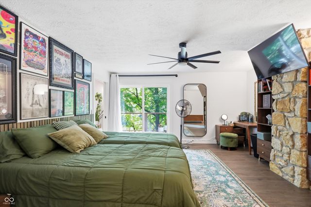1954 Lakeview Drive, Avon, IN 46123