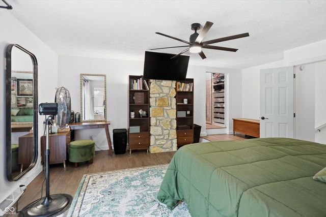 1954 Lakeview Drive, Avon, IN 46123