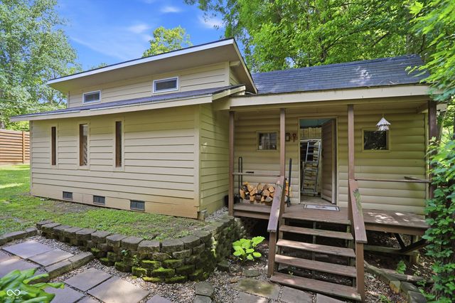 1954 Lakeview Drive, Avon, IN 46123