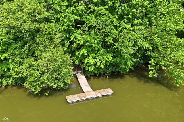 1954 Lakeview Drive, Avon, IN 46123
