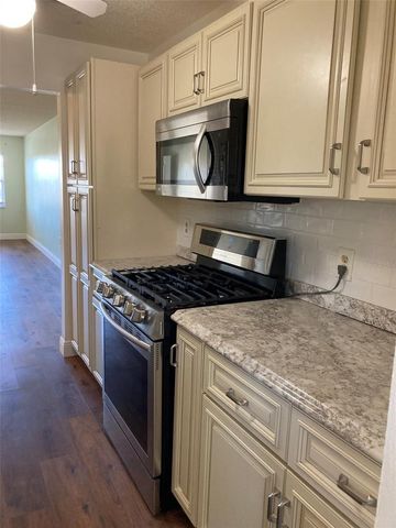 5725 80TH STREET N 315, St Petersburg, FL 33709