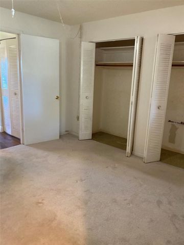 5725 80TH STREET N 315, St Petersburg, FL 33709