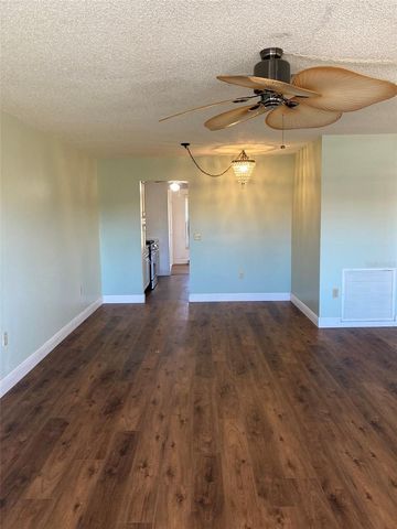 5725 80TH STREET N 315, St Petersburg, FL 33709