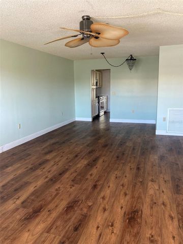 5725 80TH STREET N 315, St Petersburg, FL 33709