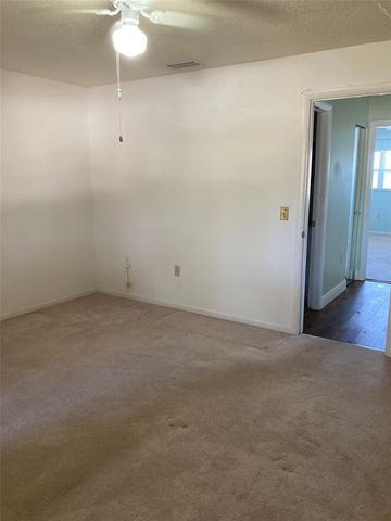 5725 80TH STREET N 315, St Petersburg, FL 33709