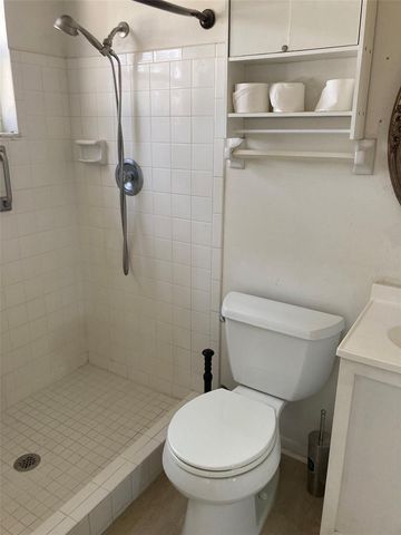 5725 80TH STREET N 315, St Petersburg, FL 33709