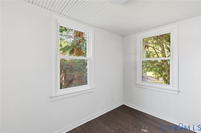 103 N James St, Ashland, VA 23005
