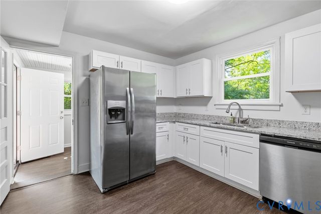 103 N James St, Ashland, VA 23005
