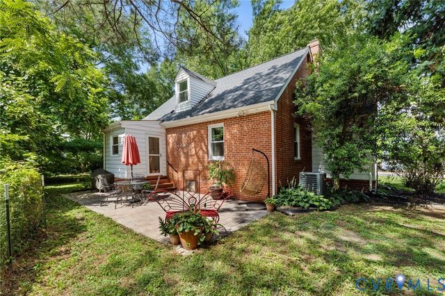 103 N James St, Ashland, VA 23005