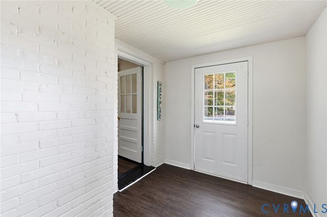 103 N James St, Ashland, VA 23005