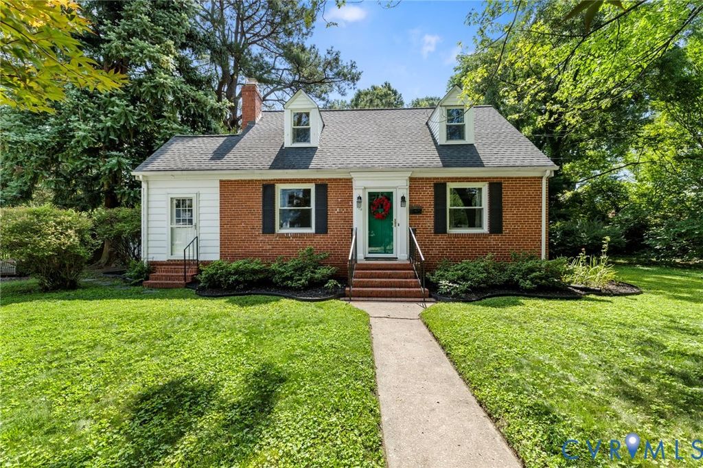 103 N James St, Ashland, VA 23005