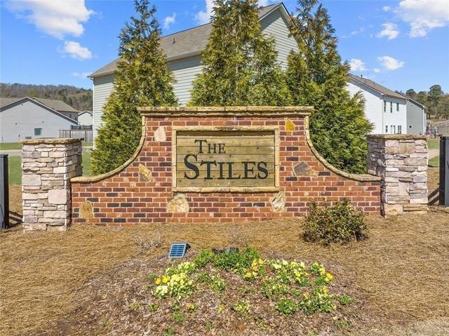 609 Mountaintop Road, Cartersville, GA 30120