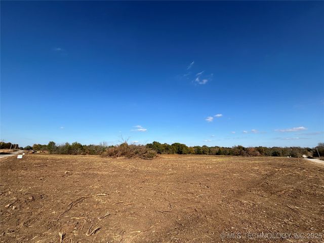 S Lone Oak Road, Durant, OK 74701