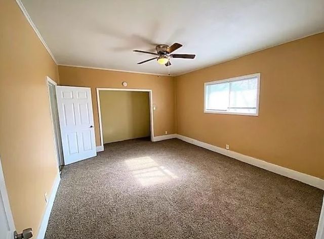 909 S Montgomery Street, Sherman, TX 75090