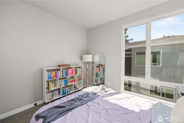 1208 Harrington Avenue NE, Renton, WA 98056