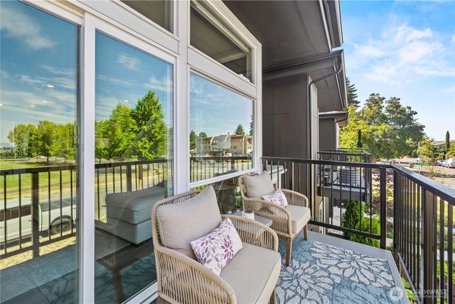 1208 Harrington Avenue NE, Renton, WA 98056