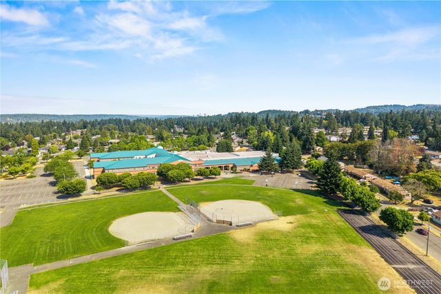 1208 Harrington Avenue NE, Renton, WA 98056