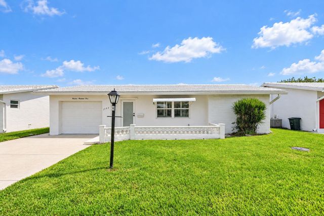 1304 SW 23rd Street, Boynton Beach, FL 33426