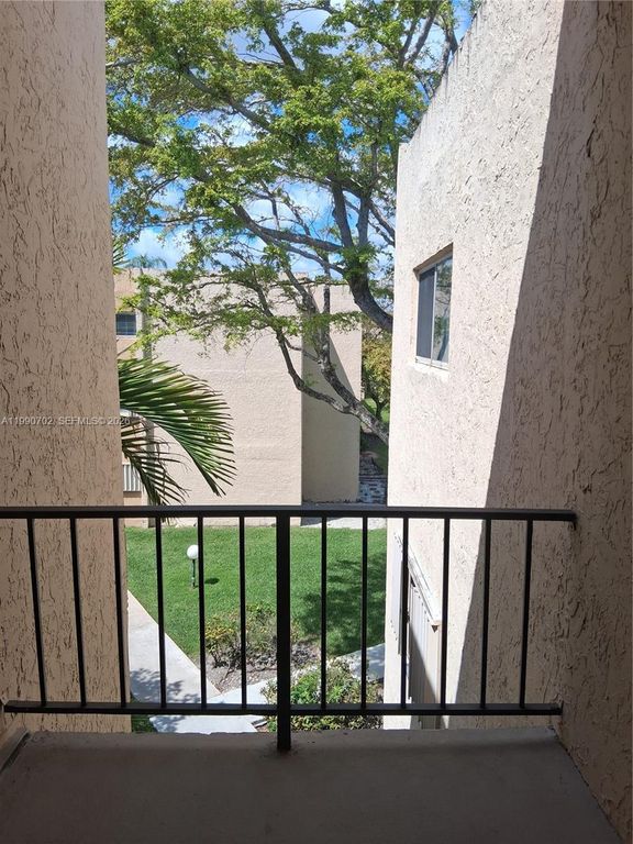 8401 SW 107th Ave 345E, Miami, FL 33173