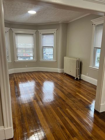 517 Cottage Street, New Bedford, MA 02740