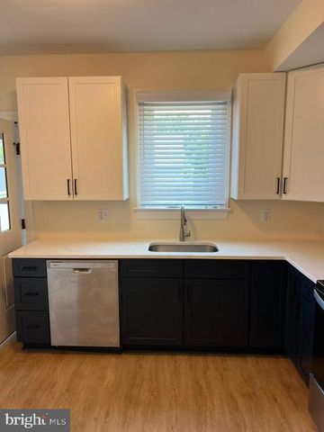 437A POPLAR AVE, Woodbury Heights, NJ 08097