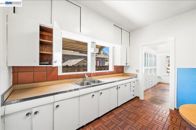 2463 6Th St, Livermore, CA 94550