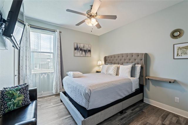 935 Eastview B, Port Bolivar, TX 77650