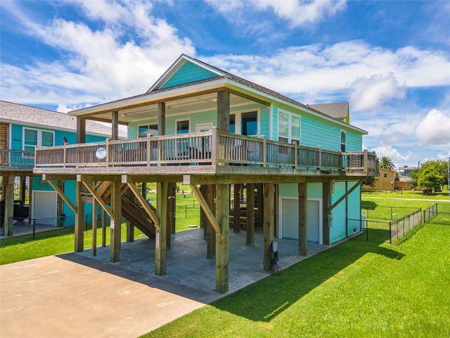 935 Eastview B, Port Bolivar, TX 77650
