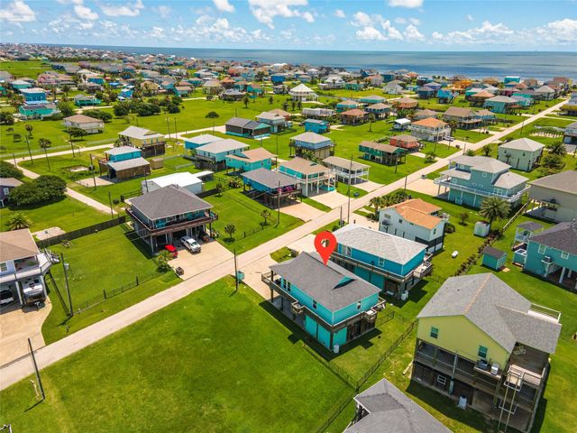 935 Eastview B, Port Bolivar, TX 77650