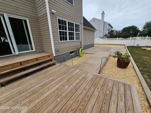 73 Timberline Road, Bayville, NJ 08721
