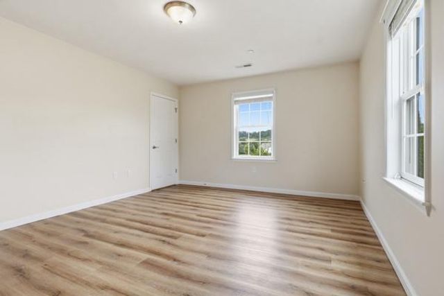 1366 CHAMI DR, Spring Grove, PA 17362