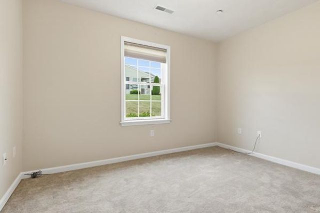 1366 CHAMI DR, Spring Grove, PA 17362